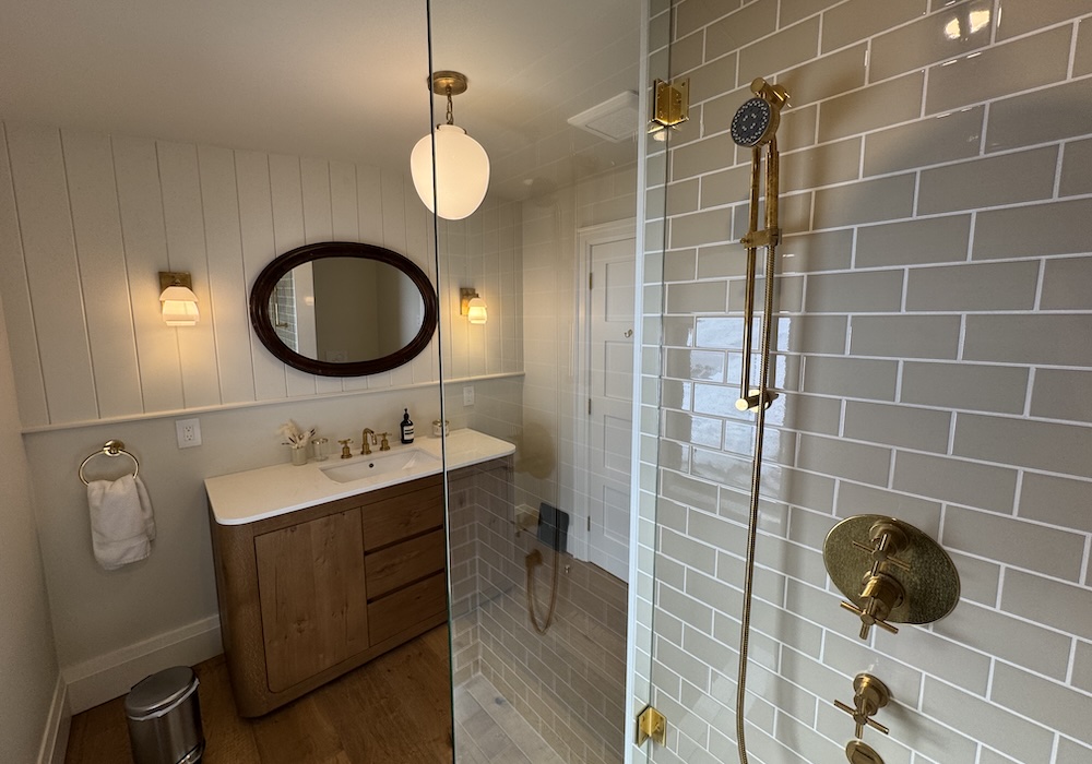 Shared hall bathroom